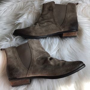 Naughty Monkey Bootie (Like New!)